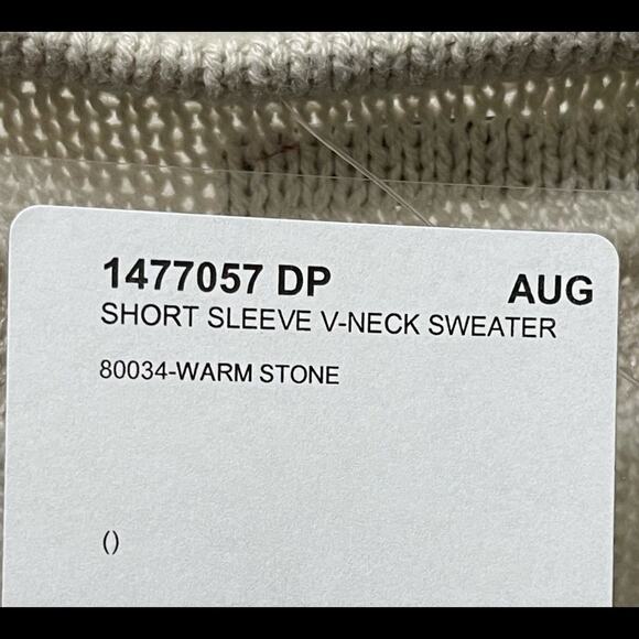 Dex plus Short Sleeve v-neck sweater - Picture 3 of 4